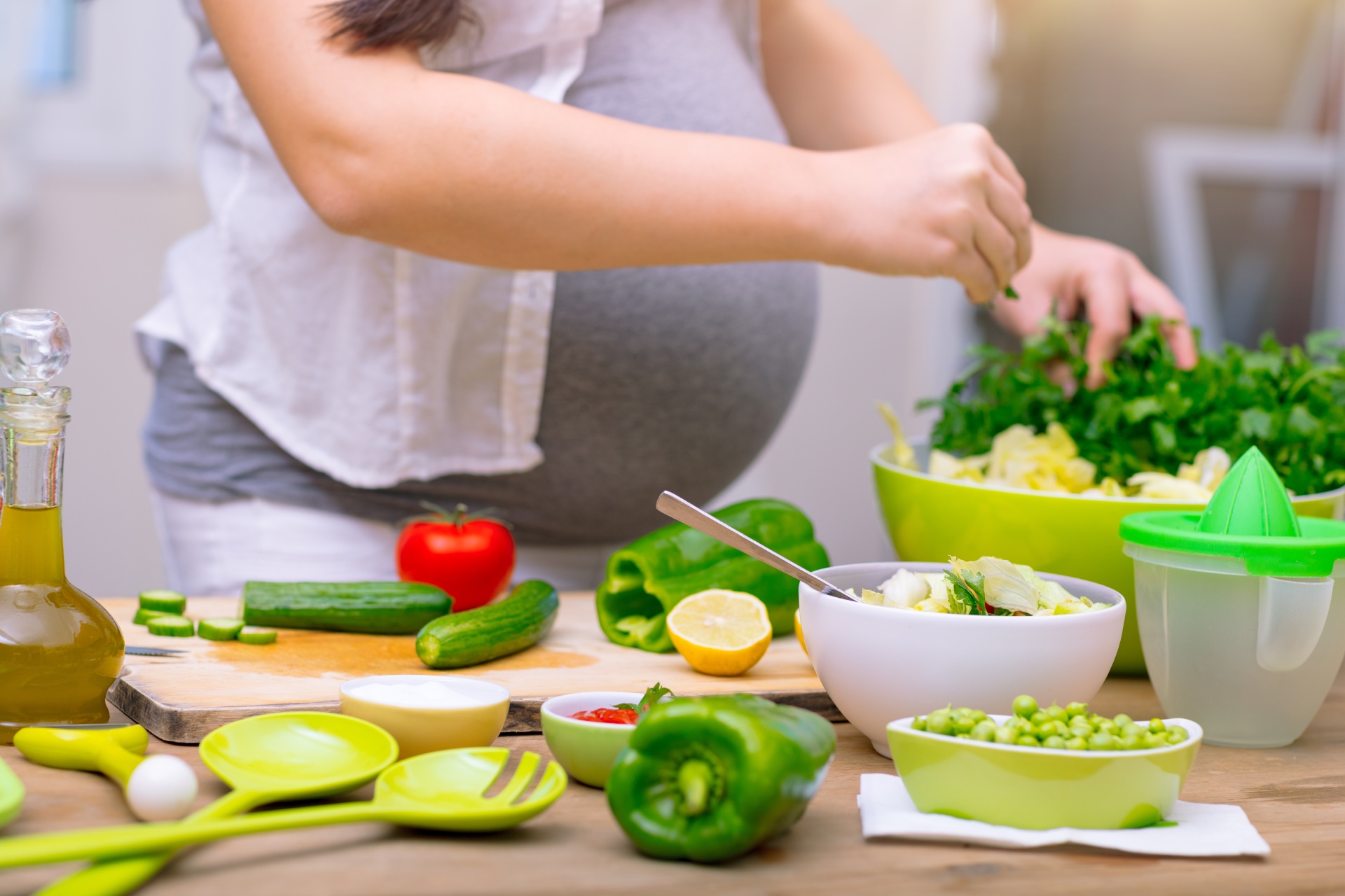 healthy-pregnancy-concept-2025-03-07-01-37-13-utc (1)